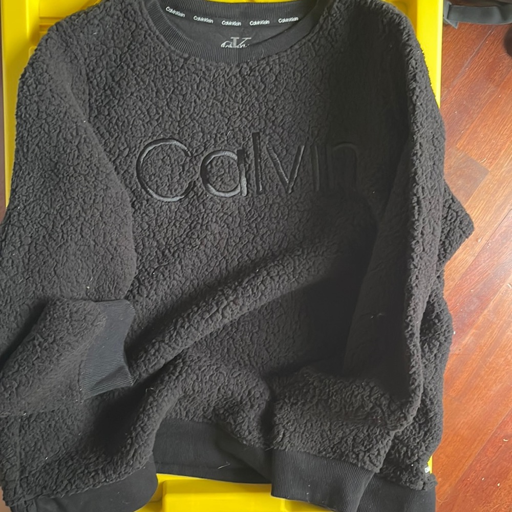calvin klein black sweashirt